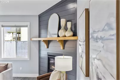 819 Riley Dr, Silverton, OR 97381 - Photo 5