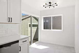8339 SE Bush St, Portland, OR 97266 - Photo 15