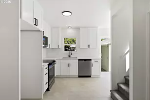 8339 SE Bush St, Portland, OR 97266 - Photo 11