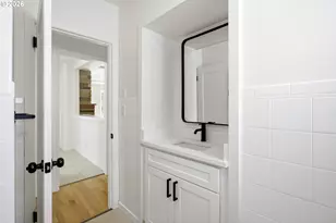 8339 SE Bush St, Portland, OR 97266 - Photo 17