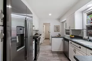 10155 SW Old Orchard Ln, Portland, OR 97225 - Photo 13