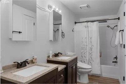 107 Gaddis Ln, Glendale, OR 97442 - Photo 11