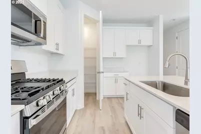 916 NW 178th Way, Ridgefield, WA 98642 - Photo 9