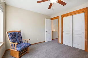 629 SE Roberts Ave, Gresham, OR 97080 - Photo 17