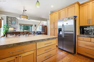 629 SE Roberts Ave, Gresham, OR 97080 - Photo 7