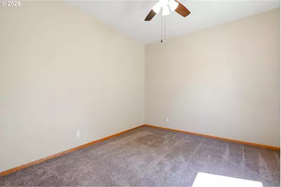 629 SE Roberts Ave, Gresham, OR 97080 - Photo 21