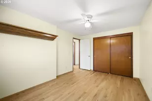 540 W Clackamas Cir, Woodburn, OR 97071 - Photo 17