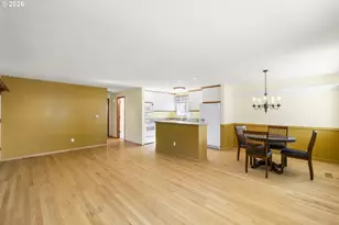 540 W Clackamas Cir, Woodburn, OR 97071 - Photo 7