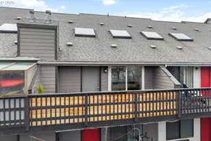 301 N 15th St, Hood River, OR 97031 - Photo 19
