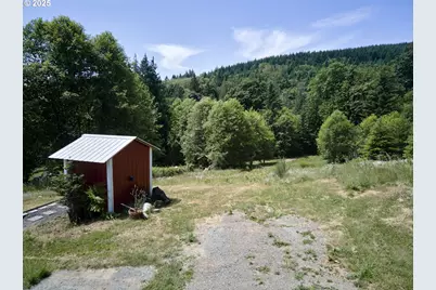 285 Ambler Rd, Ariel, WA 98603 - Photo 9