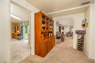 143 Ferndale Dr, Eugene, OR 97404 - Photo 25