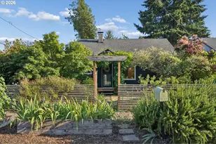 2015 E 29th St, Vancouver, WA 98663 - Photo 1