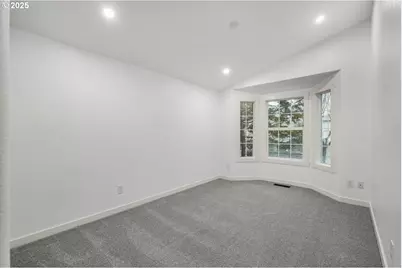 257 SW Nancy Cir, Gresham, OR 97030 - Photo 21