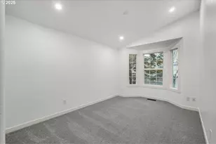 257 SW Nancy Cir, Gresham, OR 97030 - Photo 21