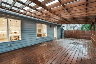 257 SW Nancy Cir, Gresham, OR 97030 - Photo 25