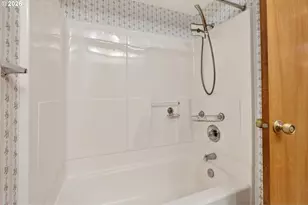 14851 NE Sacramento St, Portland, OR 97230 - Photo 25
