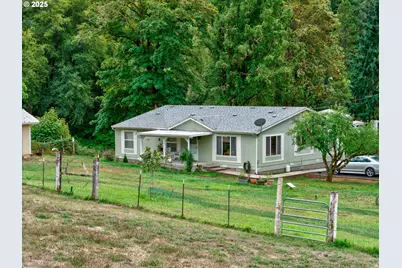 5041 N Myrtle Rd, Myrtle Creek, OR 97457 - Photo 1