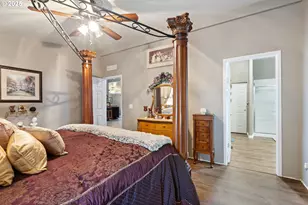 5041 N Myrtle Rd, Myrtle Creek, OR 97457 - Photo 23