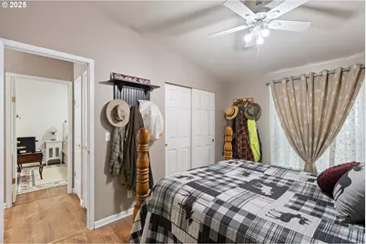 5041 N Myrtle Rd, Myrtle Creek, OR 97457 - Photo 31