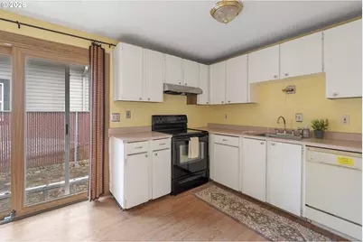 345 W Exeter St, Gladstone, OR 97027 - Photo 7