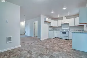 285 22nd Ave, Longview, WA 98632 - Photo 5