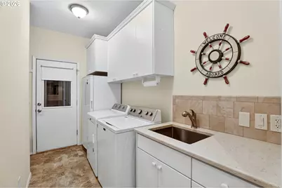 11413 Pennys Way, Oregon City, OR 97045 - Photo 33