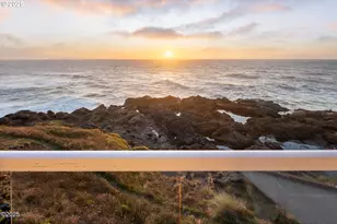 1113 N Hwy 101, Depoe Bay, OR 97341 - Photo 7