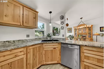 78135 Daybreak Dr, Cottage Grove, OR 97424 - Photo 15