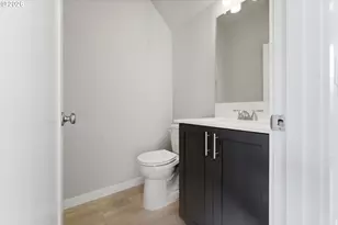 4754 N Vanderbilt St, Portland, OR 97203 - Photo 13