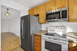 312 NE 103rd St, Vancouver, WA 98685 - Photo 9