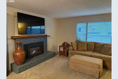 1005 Maple St, Myrtle Point, OR 97458 - Photo 5