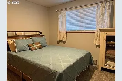 1005 Maple St, Myrtle Point, OR 97458 - Photo 21