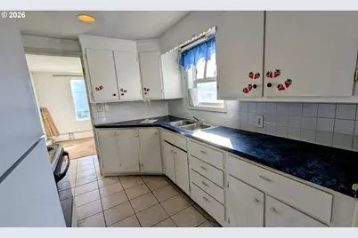 4070 Beck Ave SE, Salem, OR 97317 - Photo 7