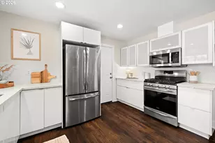 5100 SE Long St, Portland, OR 97206 - Photo 9