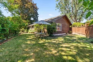 1940 Tarpon St, Eugene, OR 97401 - Photo 25