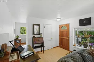 1302 California Ave, Coos Bay, OR 97420 - Photo 11