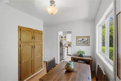 1302 California Ave, Coos Bay, OR 97420 - Photo 13