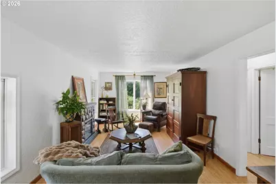 1302 California Ave, Coos Bay, OR 97420 - Photo 3