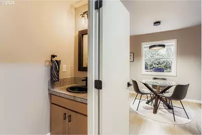 1928 SE Sherrett St, Portland, OR 97202 - Photo 15