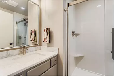 1928 SE Sherrett St, Portland, OR 97202 - Photo 19