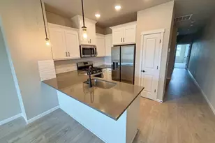 7465 SE Kinnaman St, Hillsboro, OR 97123 - Photo 13