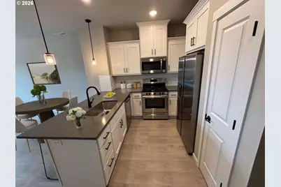 7465 SE Kinnaman St, Hillsboro, OR 97123 - Photo 11