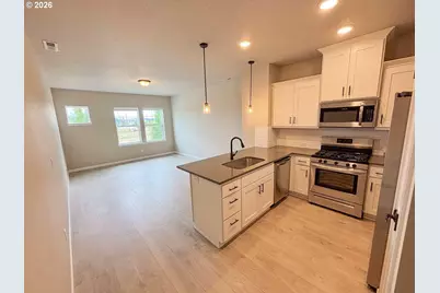 7465 SE Kinnaman St, Hillsboro, OR 97123 - Photo 9
