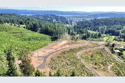 000 Fawn Ln #1202, Coos Bay, OR 97420 - Photo 25