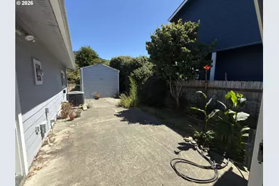 15275 Oceanview Dr, Brookings, OR 97415 - Photo 31