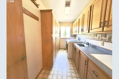 15275 Oceanview Dr, Brookings, OR 97415 - Photo 19