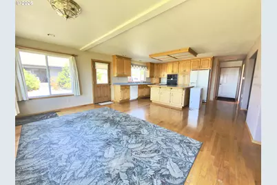 15275 Oceanview Dr, Brookings, OR 97415 - Photo 17
