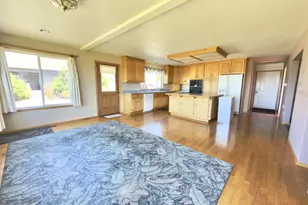 15275 Oceanview Dr, Brookings, OR 97415 - Photo 17