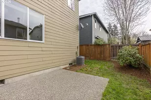 316 NW Camp Ireland St, Hillsboro, OR 97124 - Photo 33