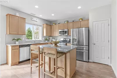 316 NW Camp Ireland St, Hillsboro, OR 97124 - Photo 7